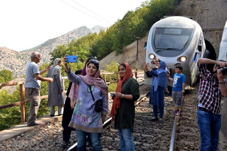 سوت مجدد قطار گردشگري در شمال