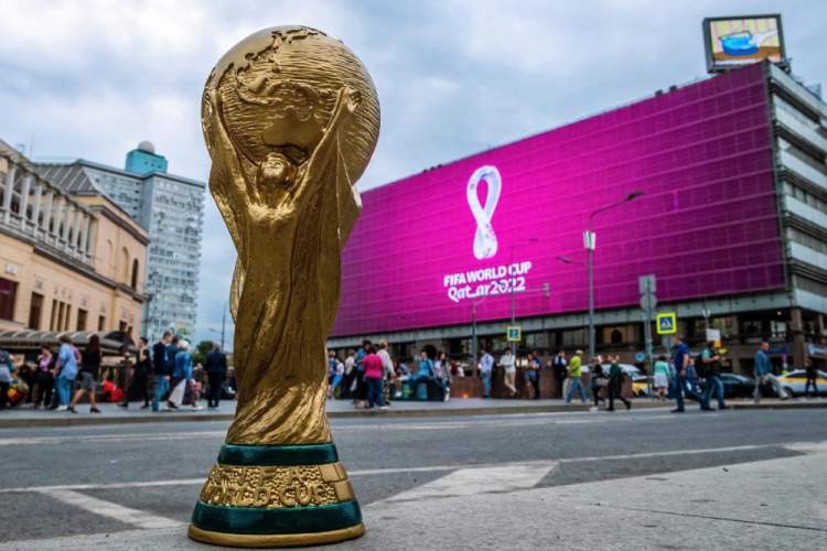 تماشاچیان جام جهانی به ایران نمی آیند !