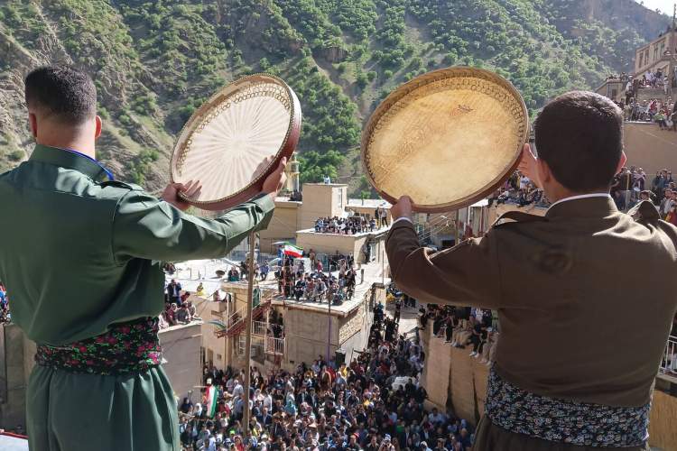 طنین هزار دف در باینگان