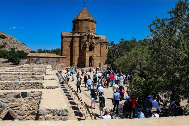 گشایش کنسولگری ایران در وان