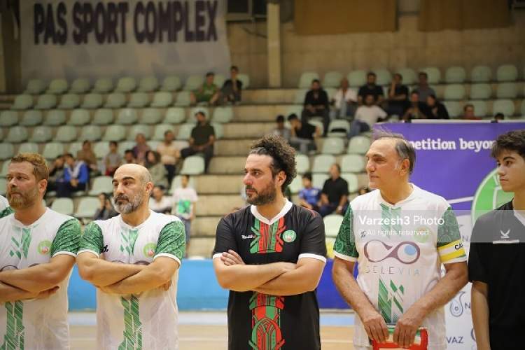 فوتبال برای گردشگری در اکباتان