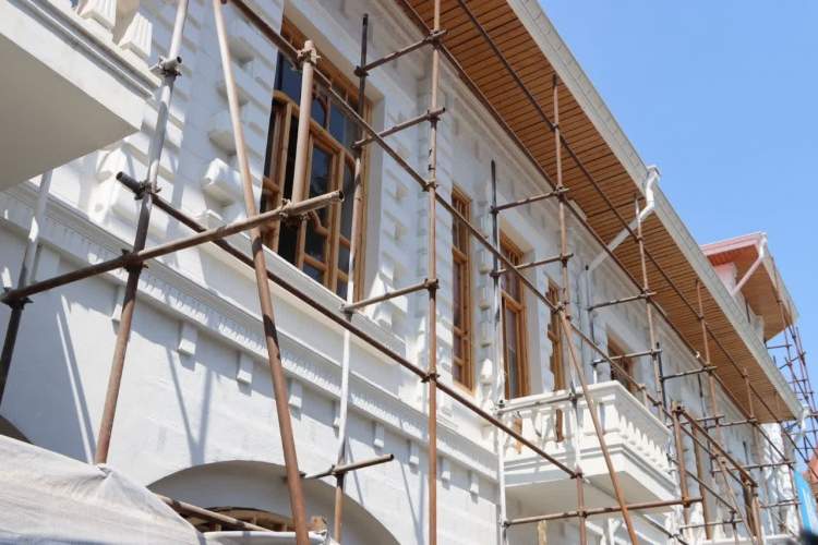 آقای وزیر در زیباترین هتل رشت