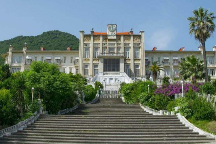 بازگشت هتل تاریخی و مدرن ایرانی